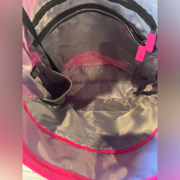 IHKWIP Pink Crossbody Bag NEW - Picture 10 of 12